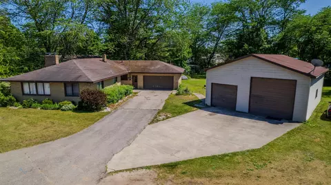 219 Lakeview, Beaverton, MI 48612
