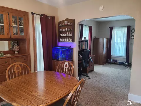 Dining - 415 W Seventh, Monroe, MI 48161 photo 2 of 3
