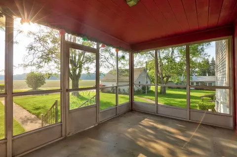 12895 E Curtis, Frankenmuth, MI 48734 photo 46
