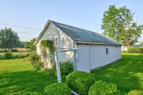 12895 E Curtis, Frankenmuth, MI 48734 photo 51