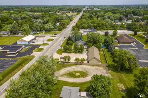 S Dixie, Monroe, MI 48161 photo 5