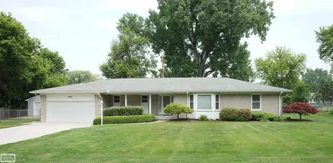 23187 Duprey, Macomb, MI 48042