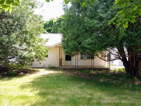 1078 N M-18, Gladwin, MI 48624 photo 4