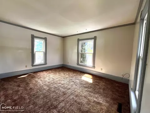Living - 1412 Summit, Owosso, MI 48867 photo 3 of 4