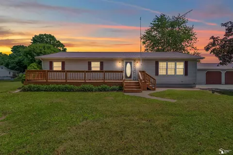 10031 Frontier, Hillsdale, MI 49242