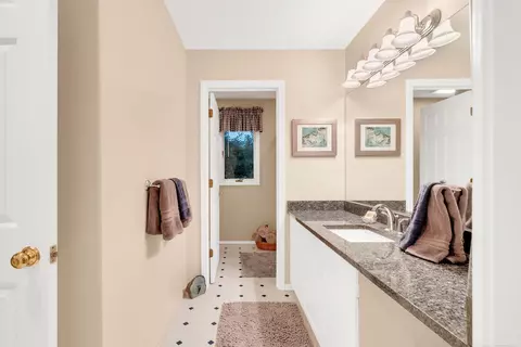 Bath - 1031 Troon, Saint Clair, MI 48079 photo 7 of 10