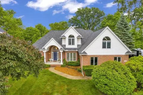 Exterior - 1031 Troon, Saint Clair, MI 48079 photo 4 of 13