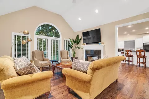 Living - 1031 Troon, Saint Clair, MI 48079 photo 1 of 4