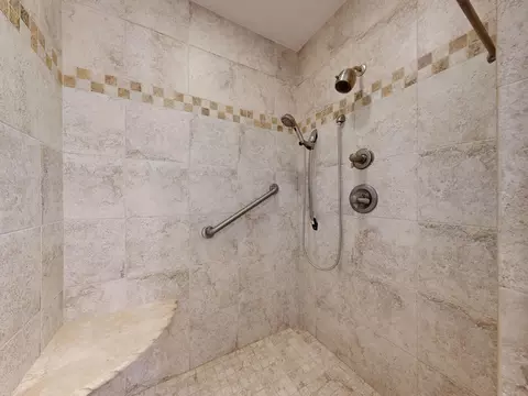 Bath - 7106 Partridge, Flushing, MI 48433 photo 5 of 5