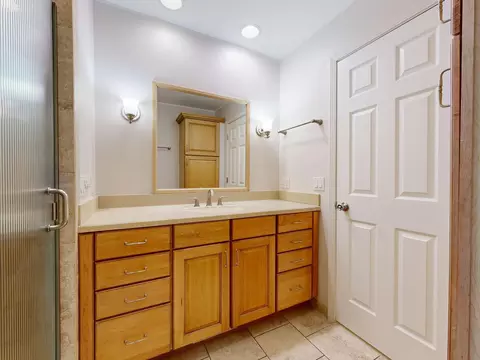 Bath - 7106 Partridge, Flushing, MI 48433 photo 3 of 5