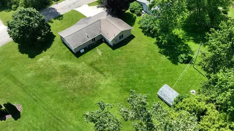 View/Area - 7106 Partridge, Flushing, MI 48433 photo 2 of 7