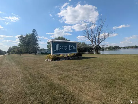 4002 4014 Meadowlawn, Camden, MI 49232