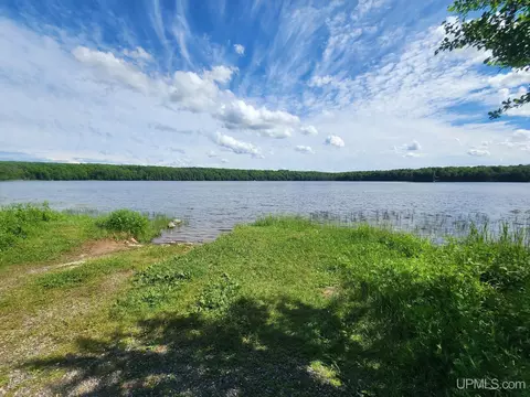 tbd Wildwood Lk #LOT X, Bates, MI 49935
