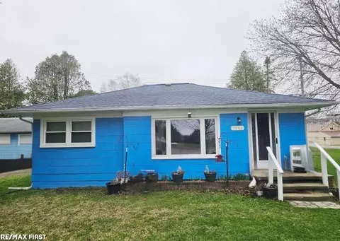 7945 3rd, Forestville, MI 48434
