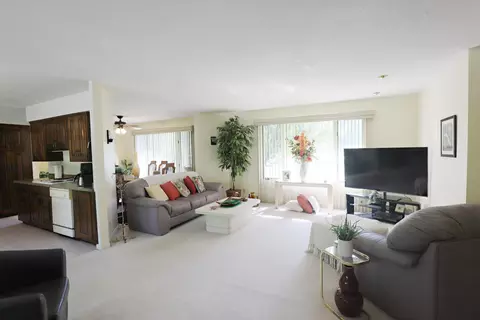 8141 N Elms, Flushing, MI 48433 photo 4