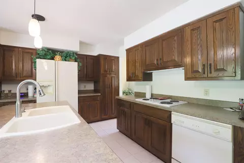 8141 N Elms, Flushing, MI 48433 photo 15