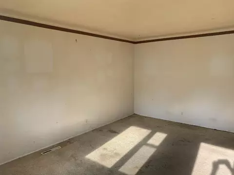 Living - 2521 Wisner, Flint, MI 48504 photo 1 of 4