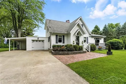 2816 Chippewa, Midland, MI 48640