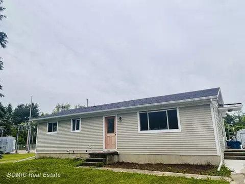 452 Birch, Vassar, MI 48768