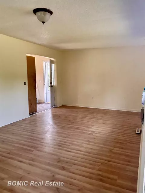 452 Birch, Vassar, MI 48768 photo 5