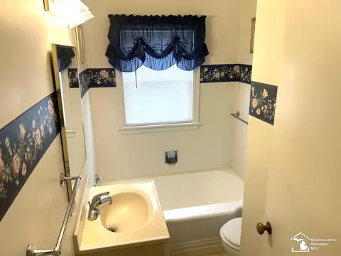 5521 Forest, Monroe, MI 48161 photo 12