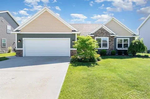 8614 Summer Rdg, Freeland, MI 48623
