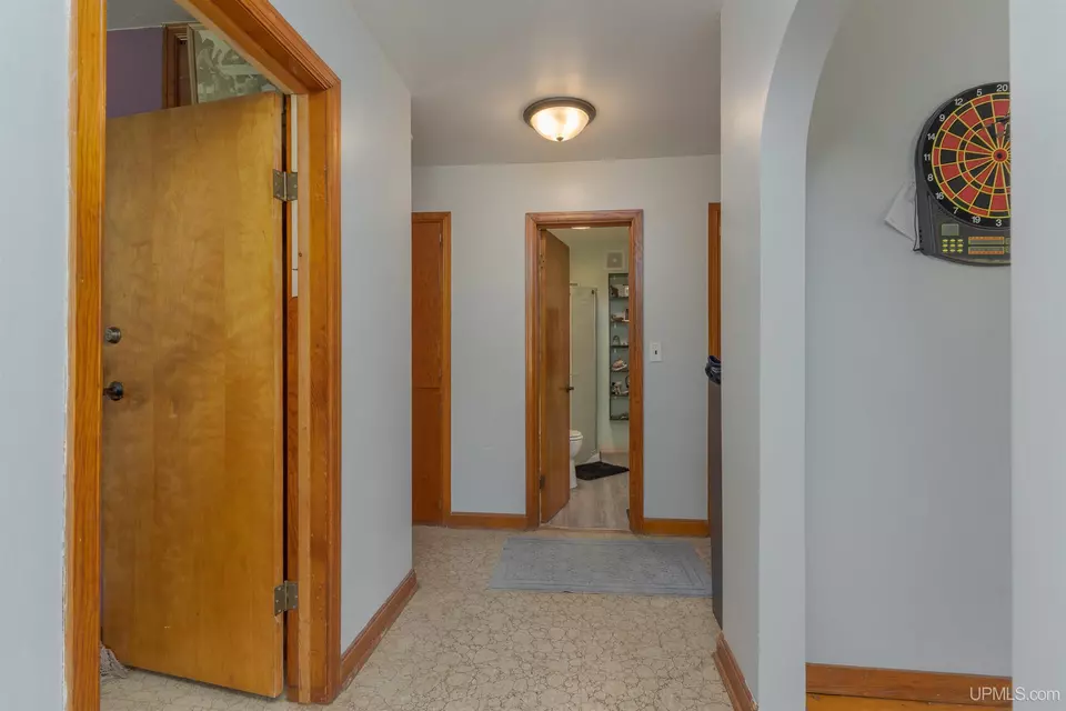 Entry Way - 60 Allen, Iron River, MI 49935 photo 4 of 6