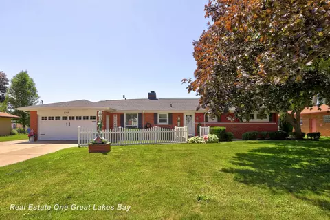 2165 Augsburg, Saginaw, MI 48603