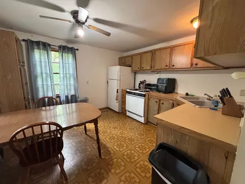 Kitchen - 456 Myrtle, Gladwin, MI 48624 photo 1 of 1