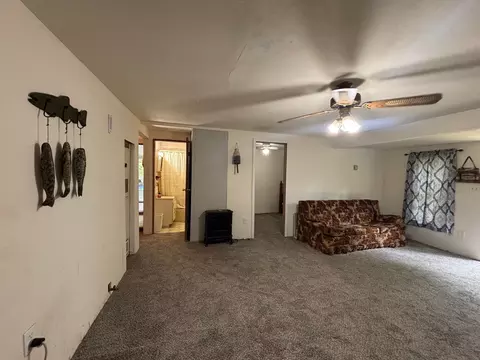 Living - 456 Myrtle, Gladwin, MI 48624 photo 1 of 4