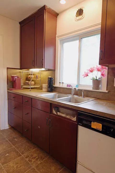 Kitchen - 2539 Norbert, Flint, MI 48504 photo 3 of 3