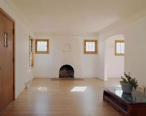 Living - 2539 Norbert, Flint, MI 48504 photo 1 of 3