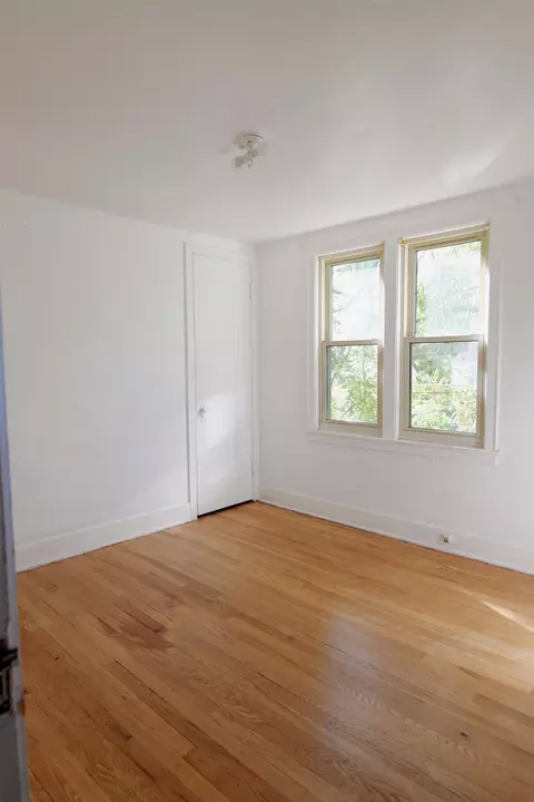 Bedroom - 2539 Norbert, Flint, MI 48504 photo 5 of 6