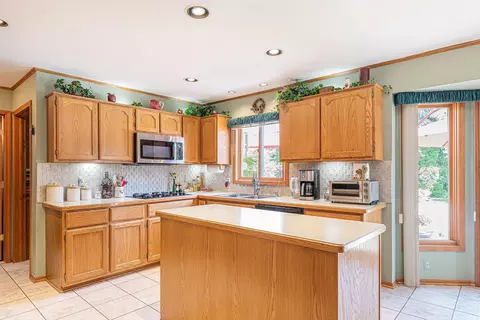 17892 Anna, Macomb, MI 48044 photo 12