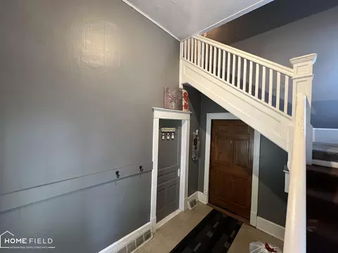 Entry Way - 426 E Mason, Owosso, MI 48867 photo 1 of 1