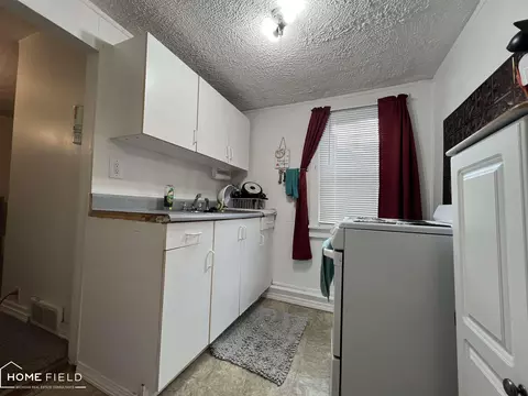 Kitchen - 426 E Mason, Owosso, MI 48867 photo 1 of 3