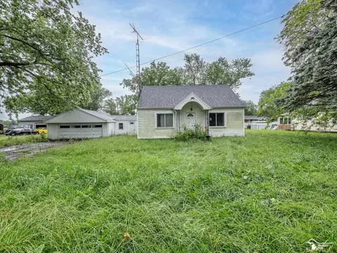 8131 Oak, Ida, MI 48140