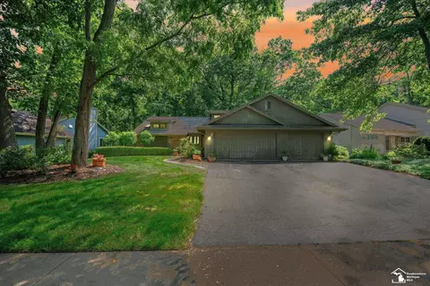 6960 Streamview, Lambertville, MI 48144
