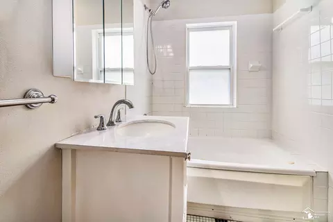 Bath - 5369 Weddell, Dearborn Heights, MI 48125 photo 1 of 2