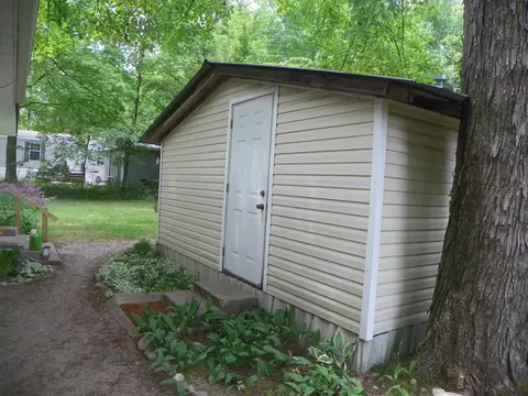 Exterior - 2803 Dell, Harrison, MI 48625 photo 17 of 21