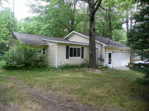 2803 Dell, Harrison, MI 48625