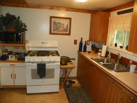 Kitchen - 2803 Dell, Harrison, MI 48625 photo 2 of 2