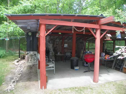 Exterior - 2803 Dell, Harrison, MI 48625 photo 11 of 21