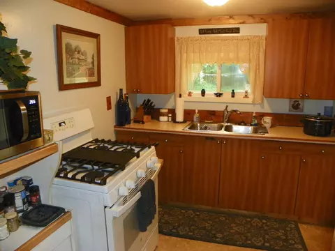 Kitchen - 2803 Dell, Harrison, MI 48625 photo 1 of 2