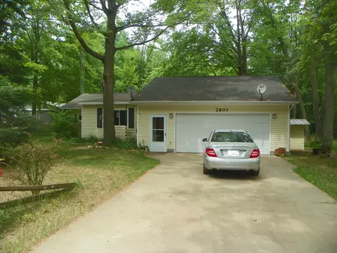 Exterior - 2803 Dell, Harrison, MI 48625 photo 2 of 21