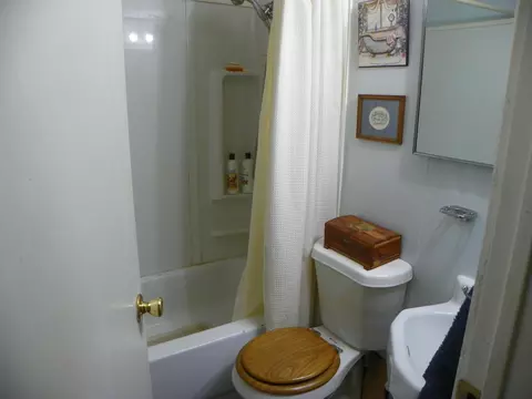 Bath - 2803 Dell, Harrison, MI 48625 photo 1 of 1