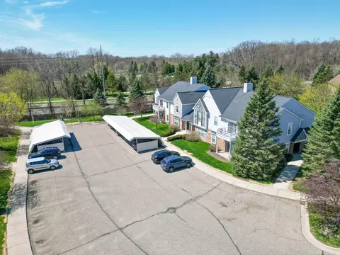 249 Brookwood #4, South Lyon, MI 48178