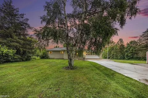 8877 Marr, Almont, MI 48003