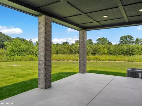 45046 Twin Riv, Macomb, MI 48044 photo 7