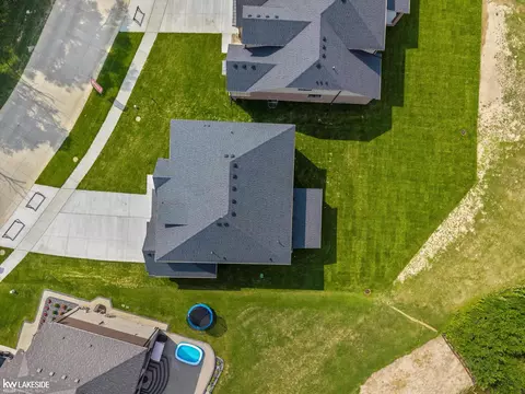 45046 Twin Riv, Macomb, MI 48044 photo 21